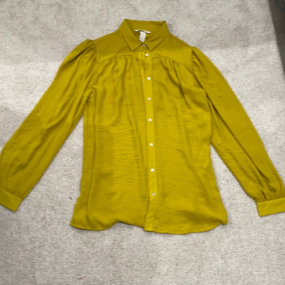 Satin lime green collar shirt